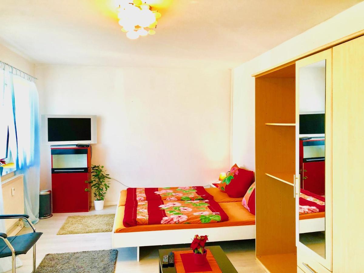#World Monteurzimmer Schkeuditz Esterno foto