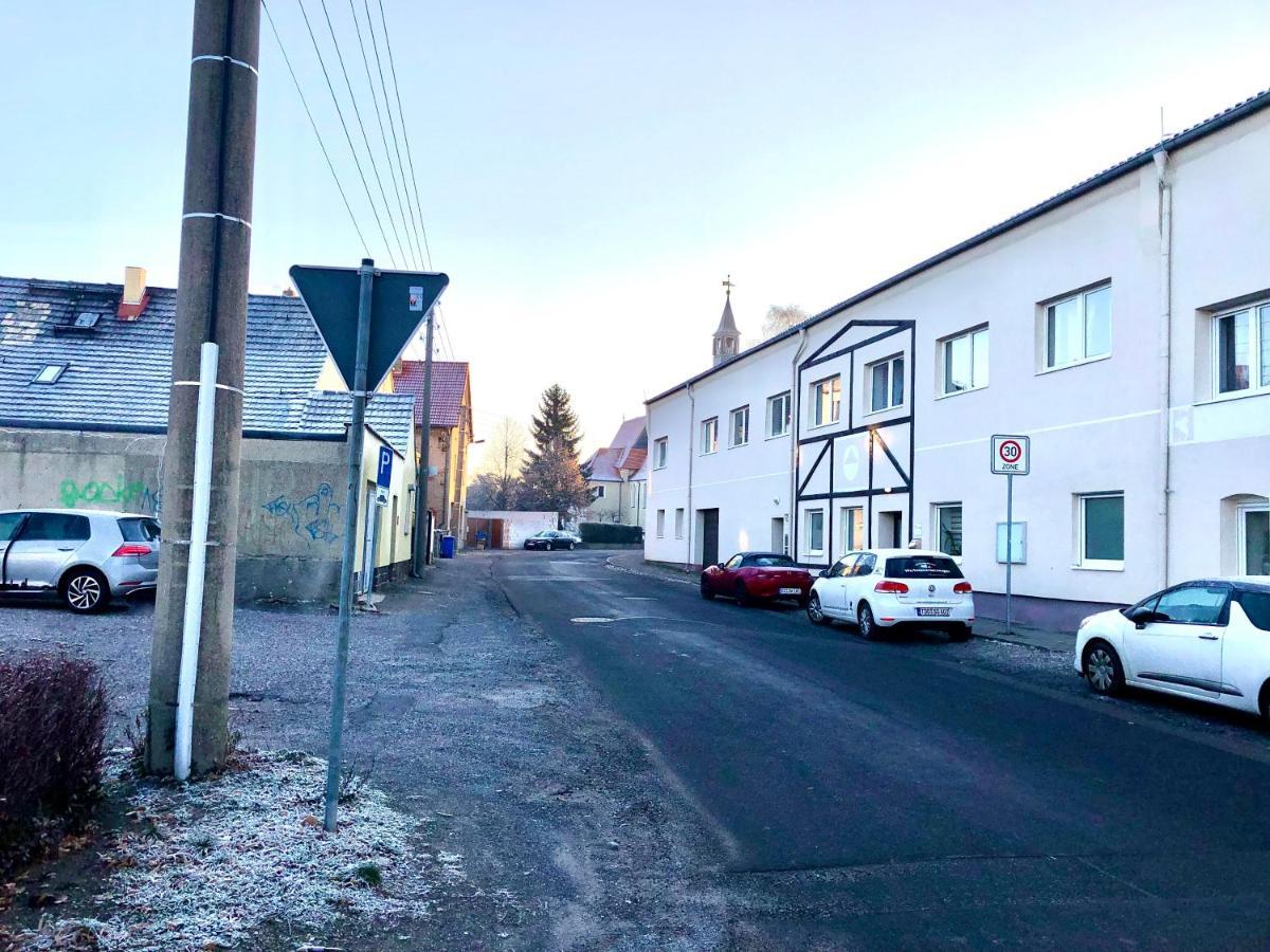 #World Monteurzimmer Schkeuditz Esterno foto